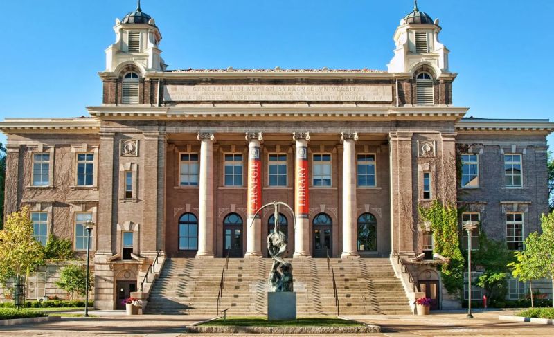 Syracuse Uni.JPG