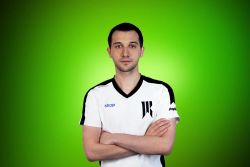 Arteezy.jpg