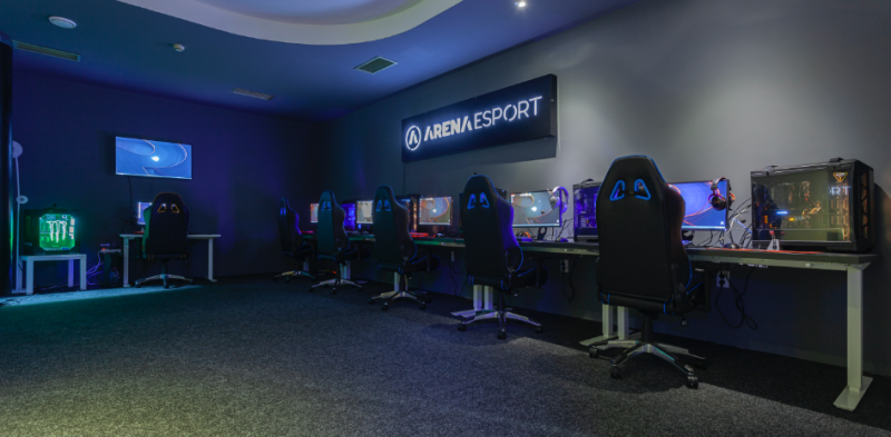 File:Relog Media Arena 3.png