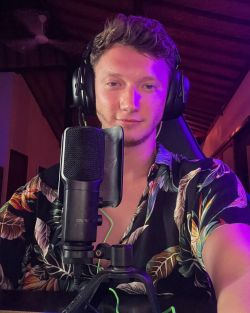 Resolut1on.jpg