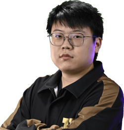 Royal Never Give Up chalice.png