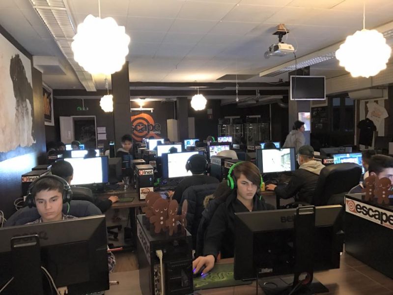 File:Escape Gaming 1.jpg