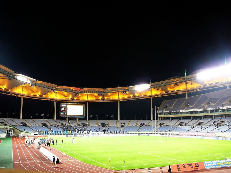 File:Incheon Munhak Stadium 3.jpg