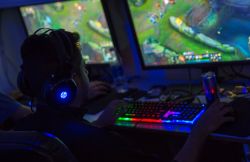 VIB eSports Oman.jpg