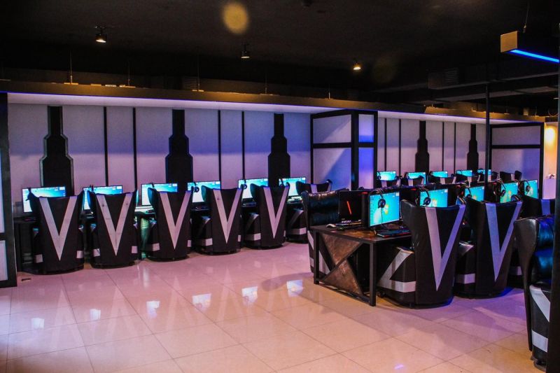 File:Mongolian Cyber Game Center 3.jpg